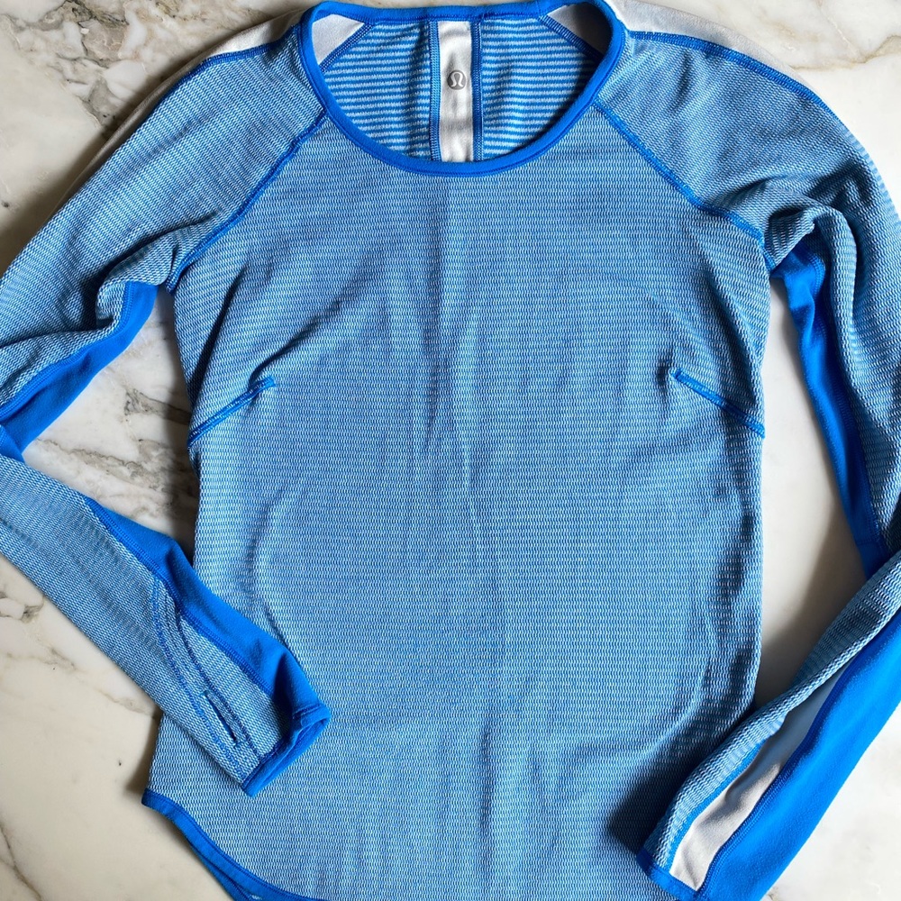 LULULEMON LONG SLEEVE REVERSIBLE TOP